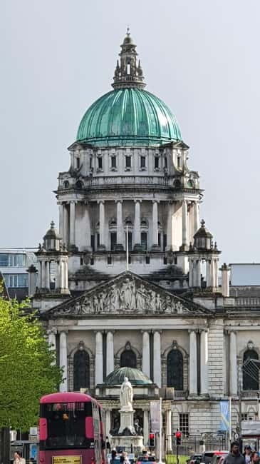A Unique Belfast City Center Walking Tour - Exploring Belfast’s Neighborhoods and Landmarks