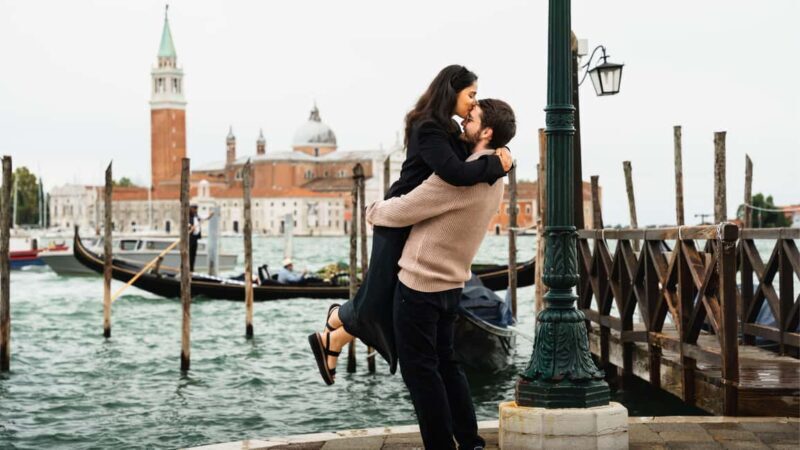 A Unique Photoshoot in Venice - Exploring the Details of the Photoshoot Experience