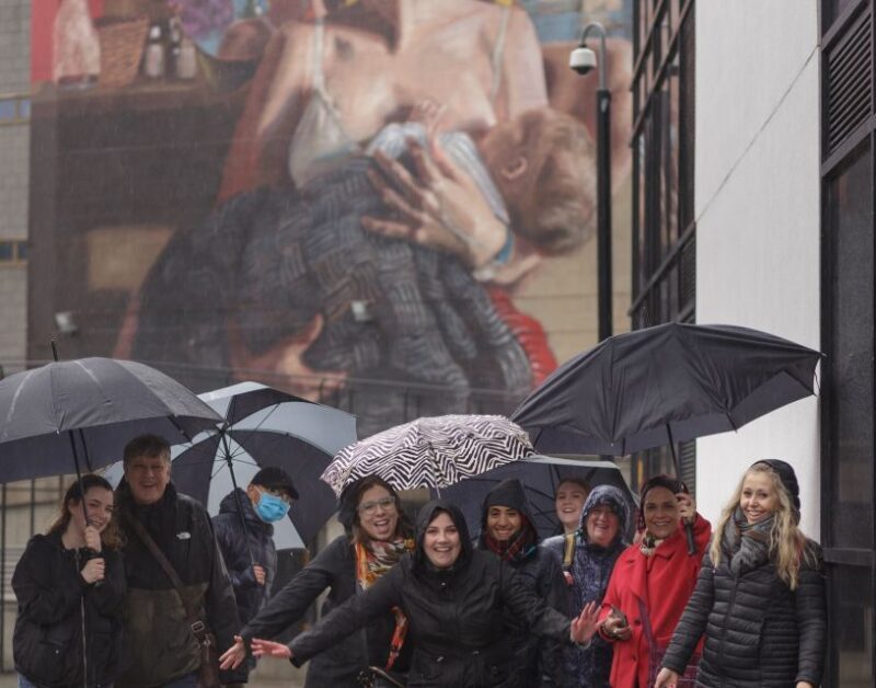 Aberdeen: Daily City Centre Walking Tour (2pm) - Street Art