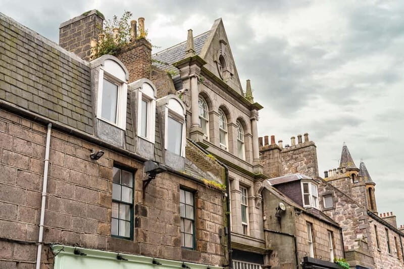 Aberdeen: Express Walk with a Local - Key Points