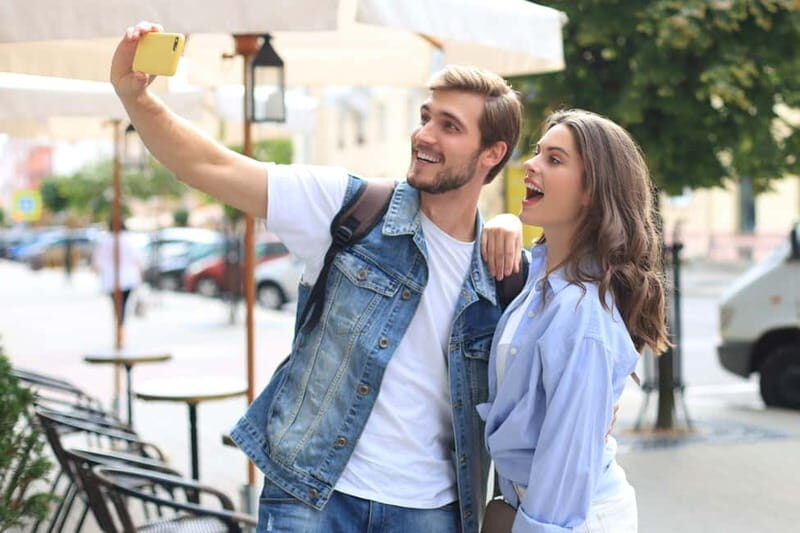 Aberdeen: Express Walk with a Local - The Value of a Guided Walk Like This