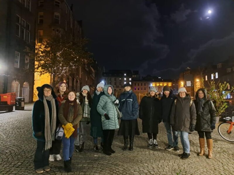 Aberdeen: Private Dark Side Walking Tour - Who This Tour Is Perfect For