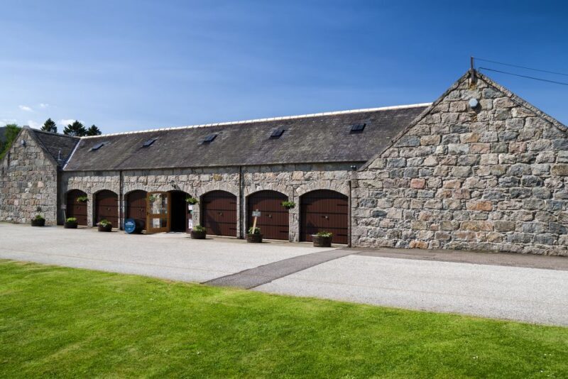 Aberdeen, Shire Castle & Distillery Private Group Day Tour - What to Expect from the Aberdeen, Shire Castle & Distillery Tour