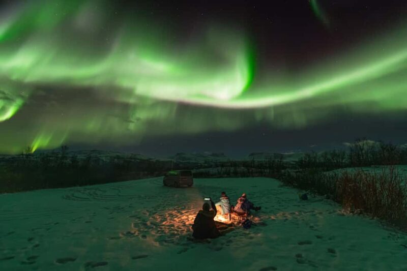 Abisko: Northern Lights Photography Tour with Dinner - In The Sum Up
