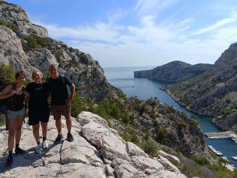 Absolut Calanques de Marseille. Canyons, fisher village and turquoise beach - Key Points