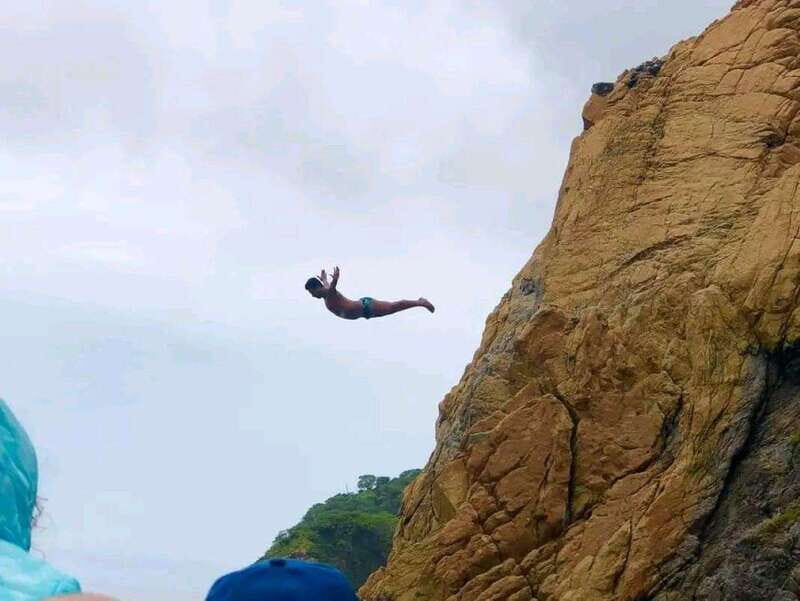 Acapulco: Express Cliff Diving Show Tour - Key Points