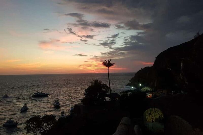 -Acapulco: High Cliff Divers Show + Sunset/Different Options - Price and Value