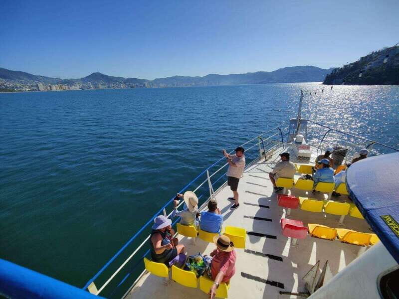 Acapulco: Sunset on Yacht Bonanza Tour - Who Will Love This Experience?