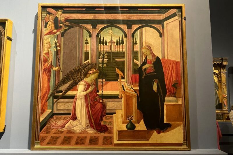 Accademia Gallery Priority Entry Ticket with e-Book - The Experience Inside the Museum