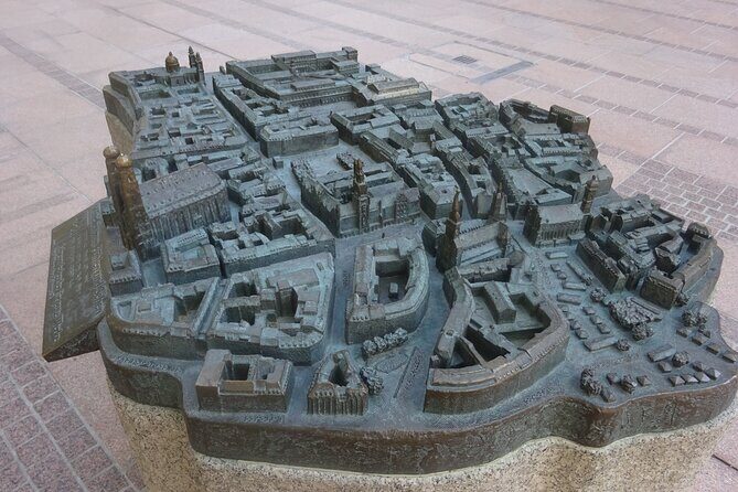 Access Munich: A tour for blind and partially sighted people - Key Points