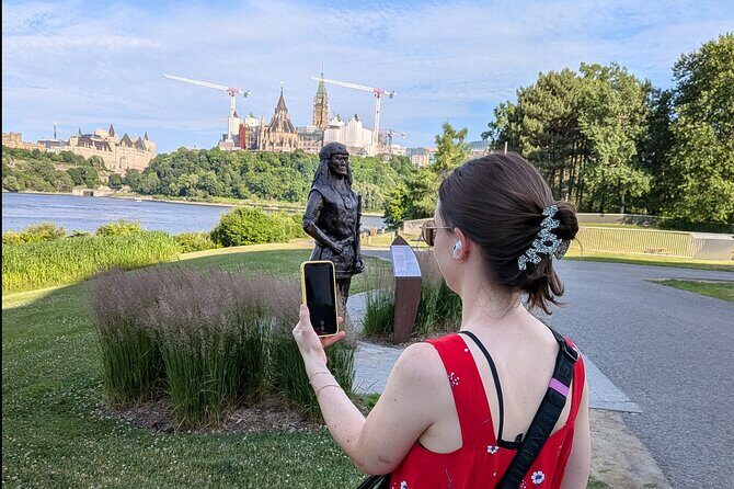 Across the Ottawa River: A Self-Guided Audio Tour of Hull - A Deep Dive into the Experience