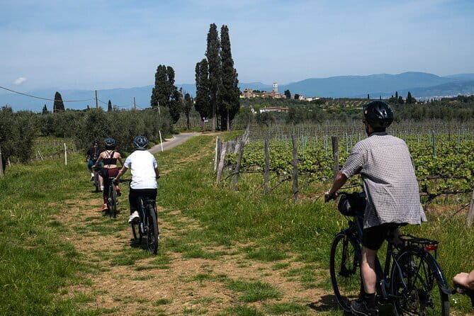 Active Full Day Tuscan Bike Tour With Wine Tasting and Lunch - The Itinerary: What to Expect