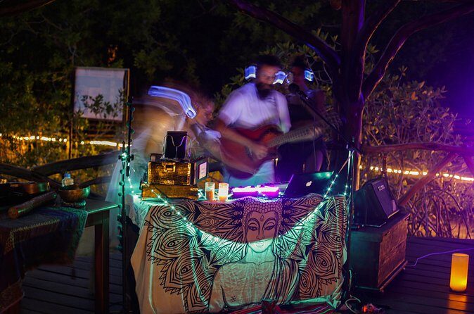 Activity with Cacao Dance Headphones in Bacalar Lagoon - Who Will Love This Experience?