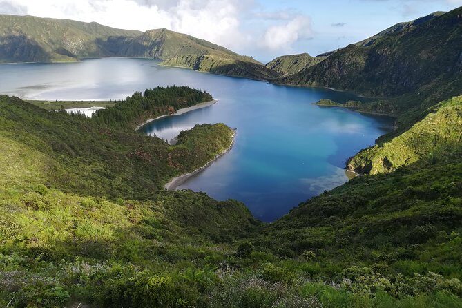 Adapted Van Tour - Lagoa do Fogo ( Half day) - Key Points