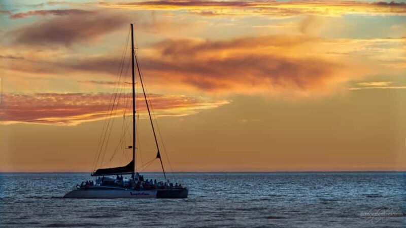 Adelaide: Glenelg Twilight Catamaran Cruise with Drink - Returning to the Marina