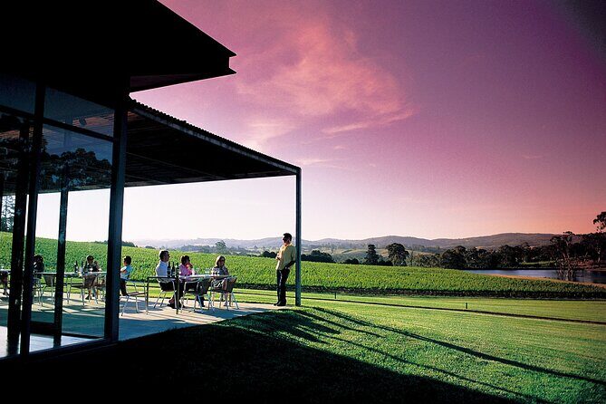 Adelaide Hills & Hahndorf Hop-On Hop-Off Wine Tour - Guides and Customer Experience