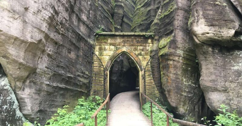 Adrpach: The Chronicles of Narnia Tour with Guide - Adrspach: The Chronicles of Narnia Tour with Guide