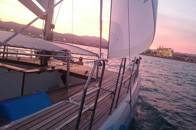 Adult Only Sunset Catamaran Palma bay - A Closer Look at the Experience