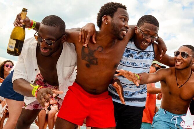 Adults only Hip Hop Sessions Boat Party Cancun - Pricing & Value