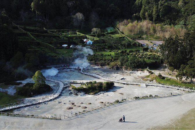 Adventure in the Furnas, with volcanoes, lagoons and tea plantations - FAQs