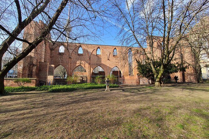 Adventurous Berlin with Street Art and Medieval History - A Closer Look at the Tour Experience