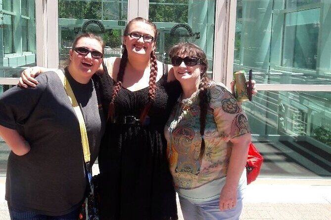 Adventurous Scavenger Hunt in Chicago by Zombie Scavengers - Who Will Love This?