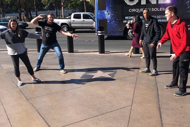 Adventurous Scavenger Hunt in Detroit by Zombie Scavengers - The Role of the Remote Host