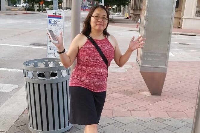 Adventurous Scavenger Hunt in Kelowna by Wacky Walks - Whats Included and Whats Not