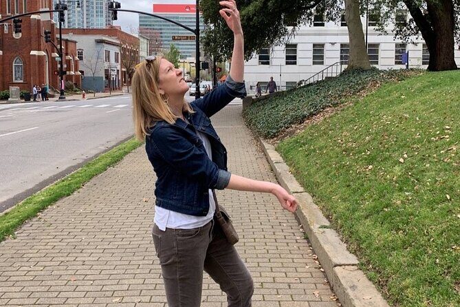 Adventurous Scavenger Hunt in Lincoln by 3Quest Challenge - Inside the Experience: What You Can Expect