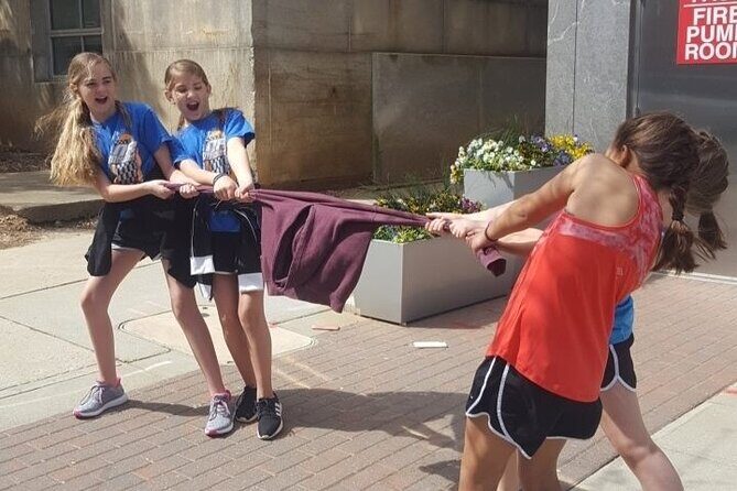 Adventurous Scavenger Hunt in Miami by Zombie Scavengers - Key Points