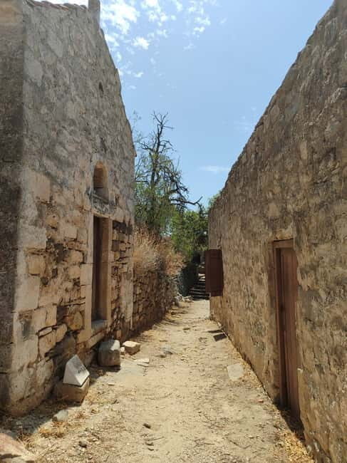 Aegina: Agios Nektarios Monastery and Paliachora Tour - A Detailed Look at the Tour Experience