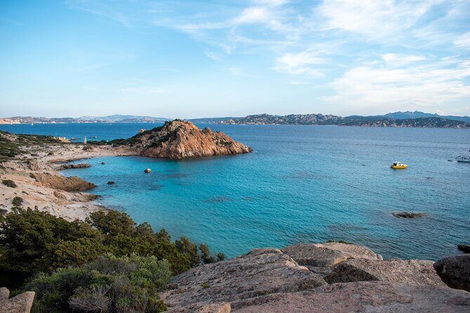 Afternoon excursion (15: 00/19: 00) by rubber boat in the archipelago of La Maddalena. - An Overview of the La Maddalena Rubber Boat Tour