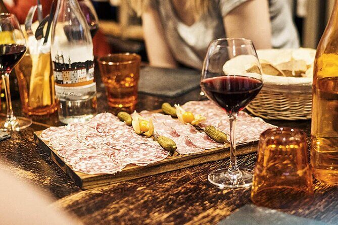 Afternoon Old Town Food tour - The Experience for Different Travelers