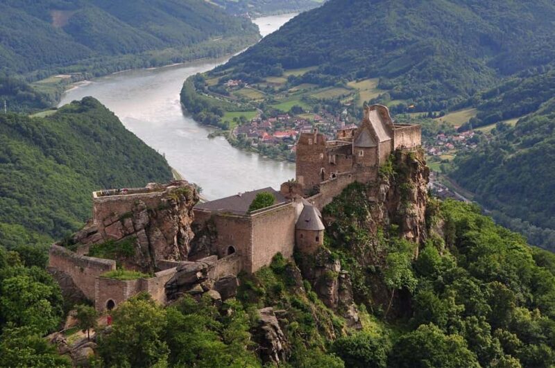 Aggstein Castle Ruins: Admission to the medieval castle complex - Key Points