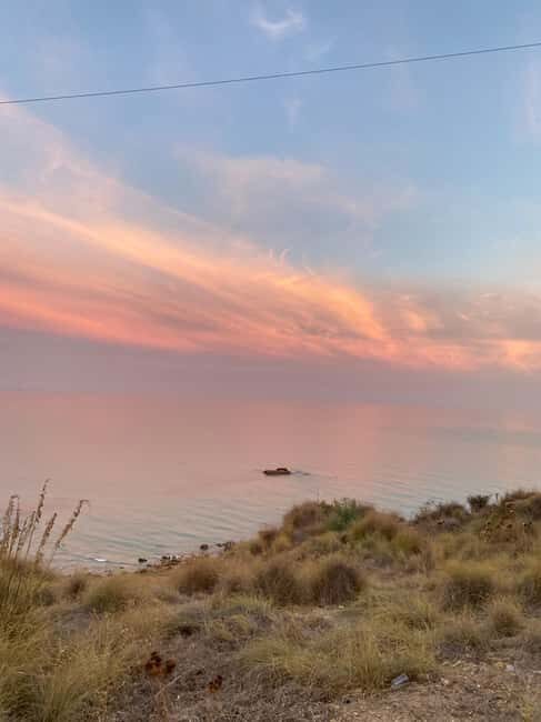 Agrigento: Aperitif dinner, art, and a breathtaking sunsetcome paint with us! - FAQ