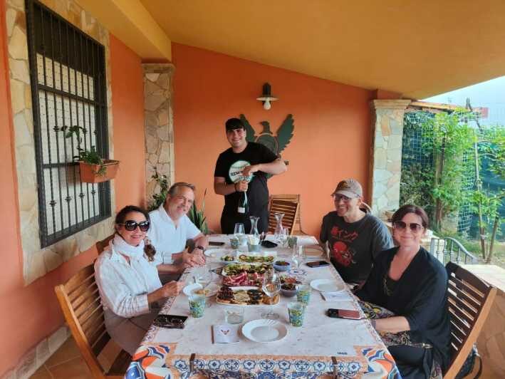 Agrigento: Wine tasting and walk in the vineyards. - A closer look at the experience