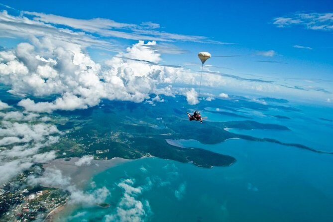 Airlie Beach Tandem Skydive Over the Whitsunday Islands - The Sum Up