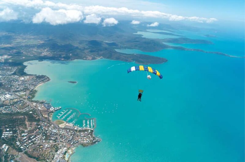 Airlie Beach: Tandem Skydive over the Whitsundays - Introduction: Is Skydiving Over the Whitsundays Worth It?
