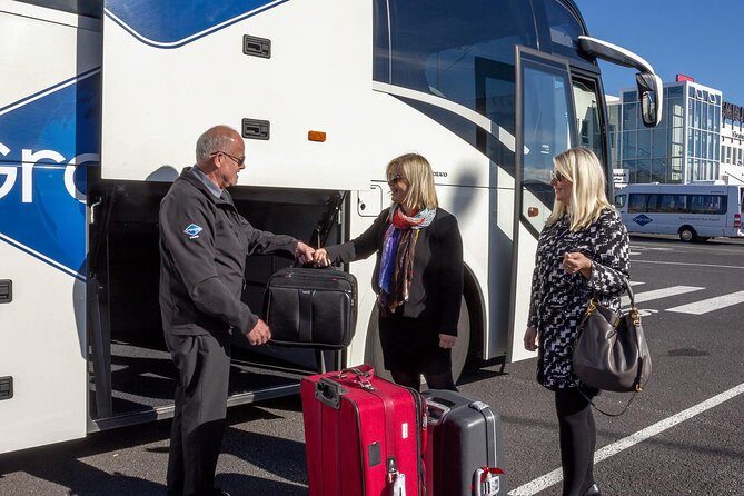 Airport Express Shared Arrival Transfer from Keflavik Airport to Reykjavik Hotels - How the Transfer Works