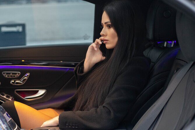 Airport Limousine Transfer: Stockholm City to Arlanda Airport 1-7 Passengers - A Deep Dive into the Experience