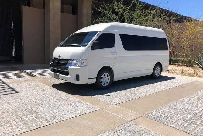 Airport Los cabos Round Trip Transportation - The Realities of the Service: Pros and Cons