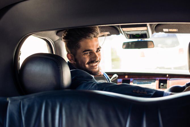 Airport Luxe departure ride from NY Hotels by Stretch Limousine,Sedan or Minibus - FAQ