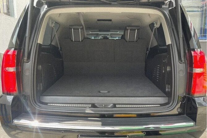 Airport Suburban SUV Transfer Round Trip - Who Should Consider This Service?