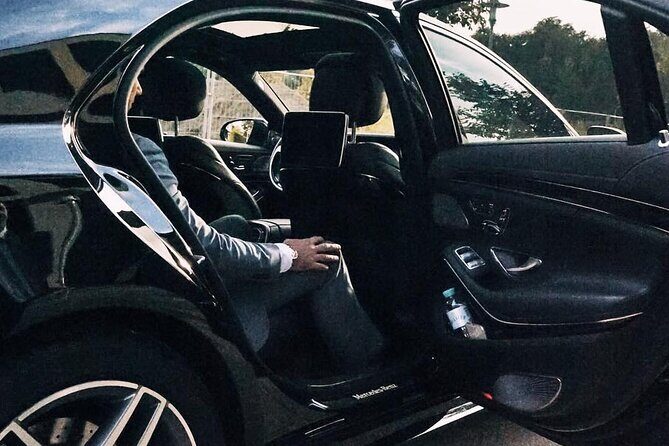 Airport Transfer: Airport BOD to Bordeaux by Business Car - What to Expect on the Day