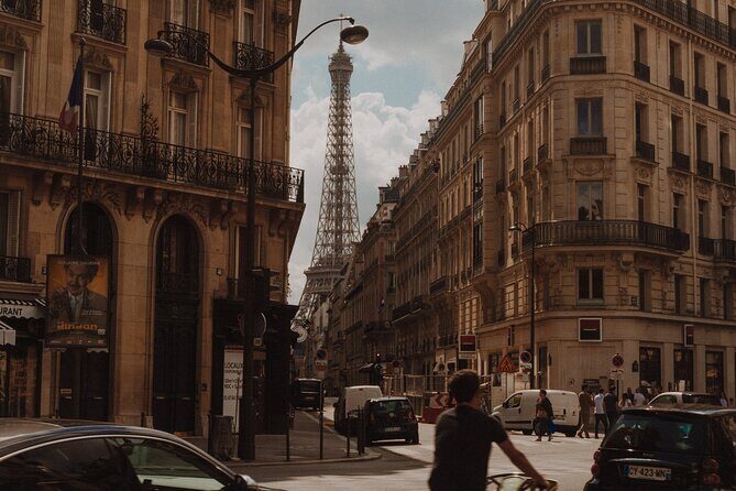 Airport transfer CDG - Paris | Driver Professional - Who Is This Tour Best Suited For?