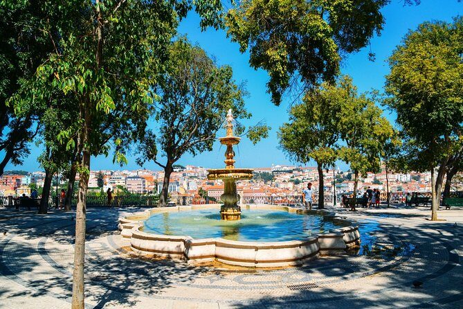 Airport Transfer: Lisbon to Lisbon Airport LIS in Luxury Van - Why Choose a Luxury Private Transfer?