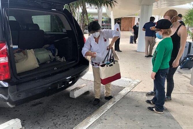 Airport Transfers to Akumal - Private van (ROUND TRIP) FLAT RATE - Who Should Consider This Transfer?