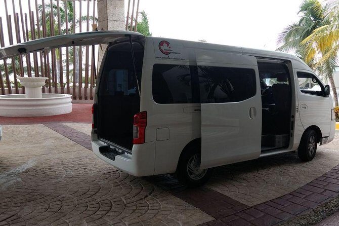 Airport Transfers to Puerto Aventuras - Private van (ROUND TRIP) FLAT RATE - The Ride & Arrival Experience