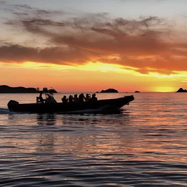 Ajaccio : Sunset seascape at the Sanguinaires - Key Points