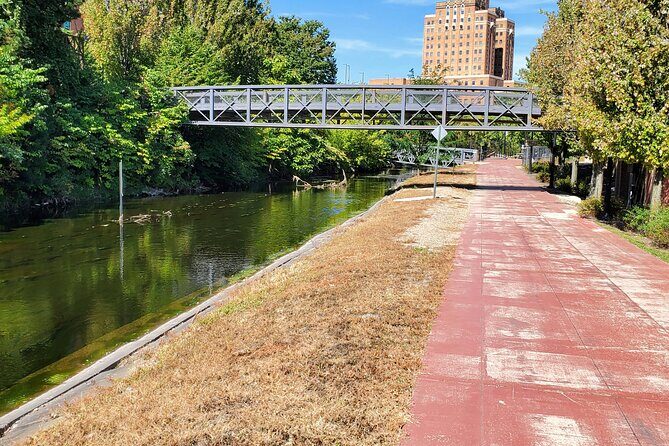 Akron Secrets: Rubber City Exploration Game and Tour - How Does the Experience Feel?